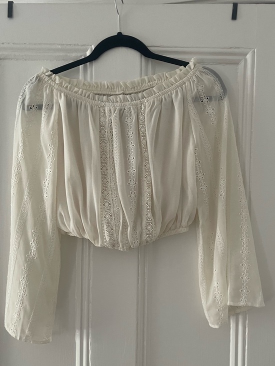 H&M Tops - H&M Cropped Off the Shoulder Blouse with Crochet Detail
